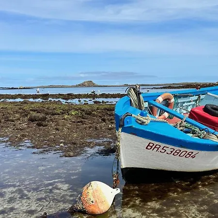 Ty Bulle - Insolite Les Pieds Dans L'eau Hébergement de vacances *